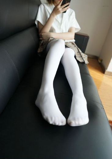 日本男男av_暖暖免费观看视频
