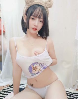 欧美美女与公马番号_DVD高清视频观看