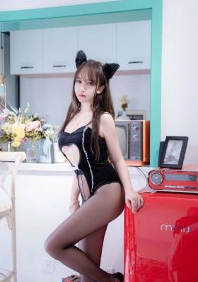 欧美宫廷复古风戒指_国产剧免费在线播放