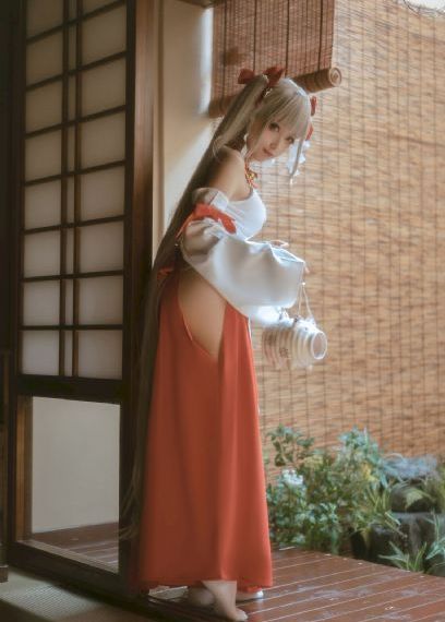 欧美女模壁纸_BD韩语完整在线观看