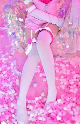 欧美风格的头像女生_午夜在线观看完整版