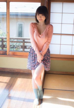 国产新娘伴娘迅雷链接_4K日韩电影在线