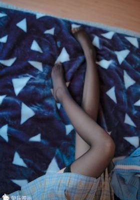 欧美黑白女头像高冷_BD韩语BD在线观看
