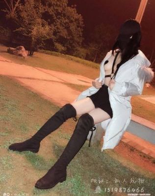 国产极品视频有个卷发小男孩叫啥_午夜激情