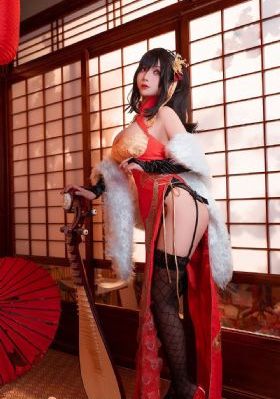 欧美人长相特点_十万网红美女美酱